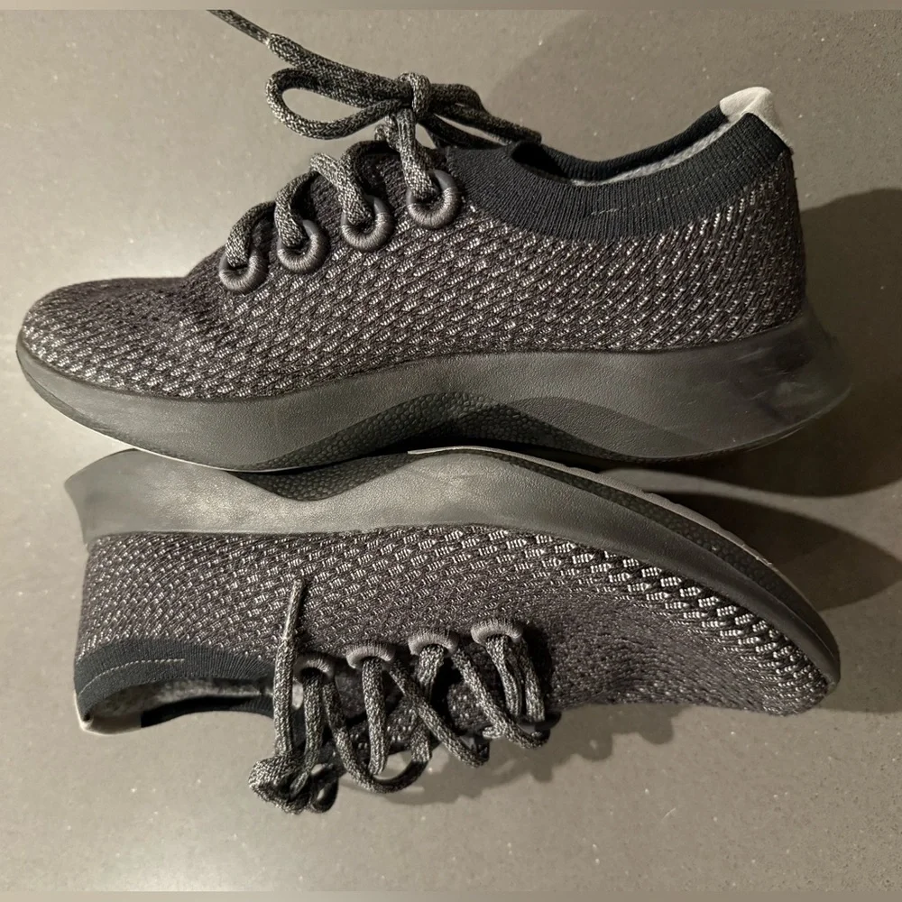 ALLBIRDS Women's Tree Dasher Shoe Sneaker in Black Obsidian Size 8 Like New